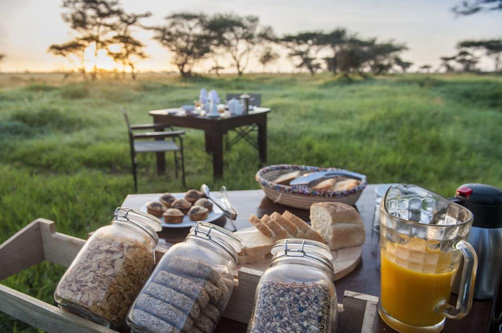 Karibu Camps And Lodges Sametu Camp Serengeti Robanda Buitenkant foto