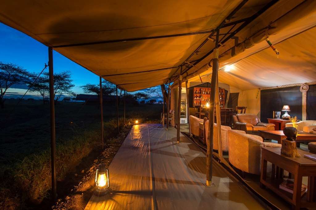 Karibu Camps And Lodges Sametu Camp Serengeti Robanda Restaurant foto